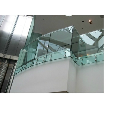 Flachpolierte Kante 6 mm Möbelfassade Verhärtetes Glas für individuelle Anfrage