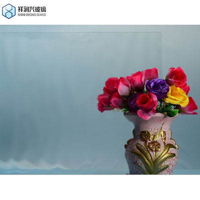 1830*1220-1500*2000-1830*2440-2134*2440 Durchsichtigkeit Fluted Muster Fensterglas