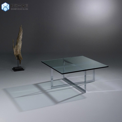 Flachpolierte Kantenarbeit 8MM Gehärtetes Glas für Baustoffe Reflektorglasfenster