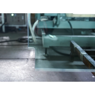 Übergehärtetes Stahlgrad 8 mm 10 mm 12 mm Gehärtetes Glas für Bauglas mit niedrigem Eisengehalt