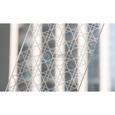 Tiefgehärtetes Tischglas für den Kunden