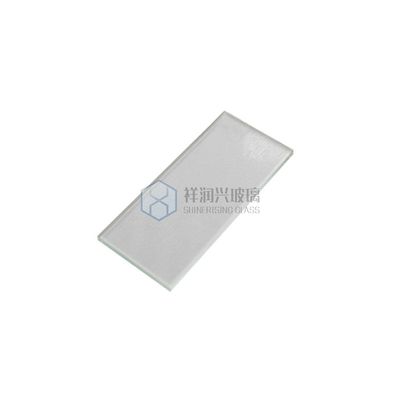 Flachpolierte Kante 5mm 10mm 12mm Ultra-Clear Moru-Glas mit Muster