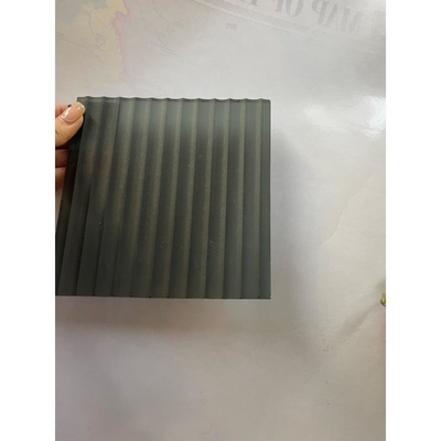 Vertikal eingegrabenes geformtes gehärtetes Glas für Duschtüren 5-12 mm Einfache Installation