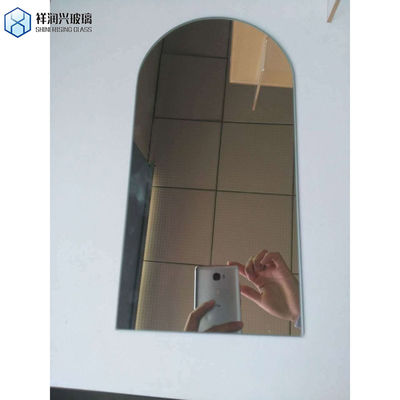 Qingdao-Hersteller bieten klare Retro-Tischspiegel aus Aluminiumglas an