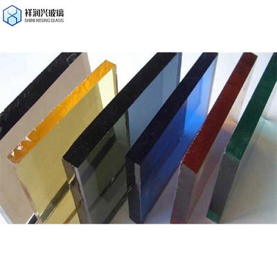 Perfektes Sicherheitsglas mit CE-Zertifizierung, grün gefärbt für die Automobilindustrie