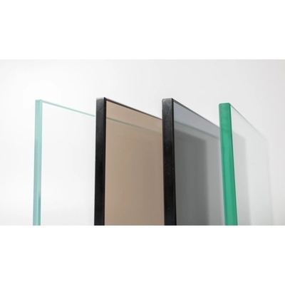5 mm 8 mm Grün gehärtetes reflektierendes Glasblech Klares reflektierendes gefärbtes Floatglas