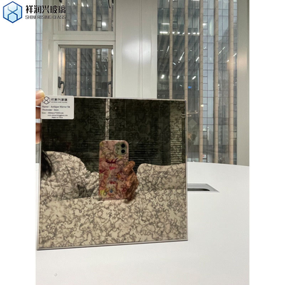 Moderner Stil Antike Spiegel Glas Badezimmerspiegel mit Distressed Gold Gelb Design