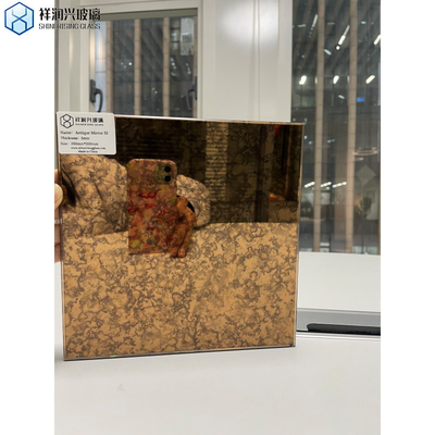 ISO-zertifizierter antike Spiegel Glas Hotelzimmerspiegel mit flacher Kante und goldener Oberfläche