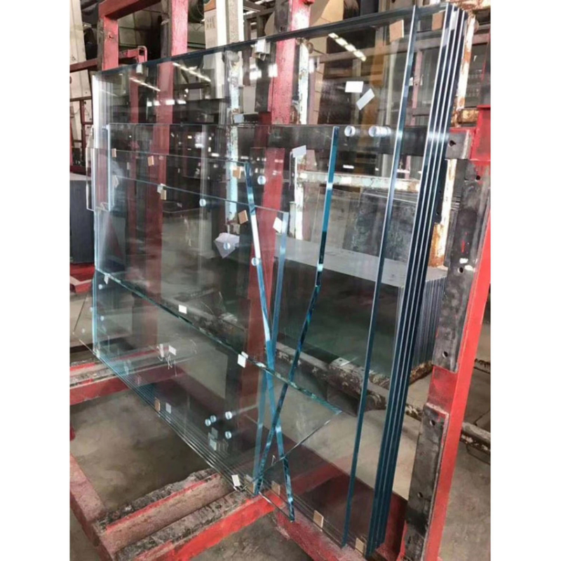 Vollgehärtetes gehärtetes Sicherheitsglas 4mm 5mm 6mm 8mm 10mm 12mm 15mm 19mm für Gebäude