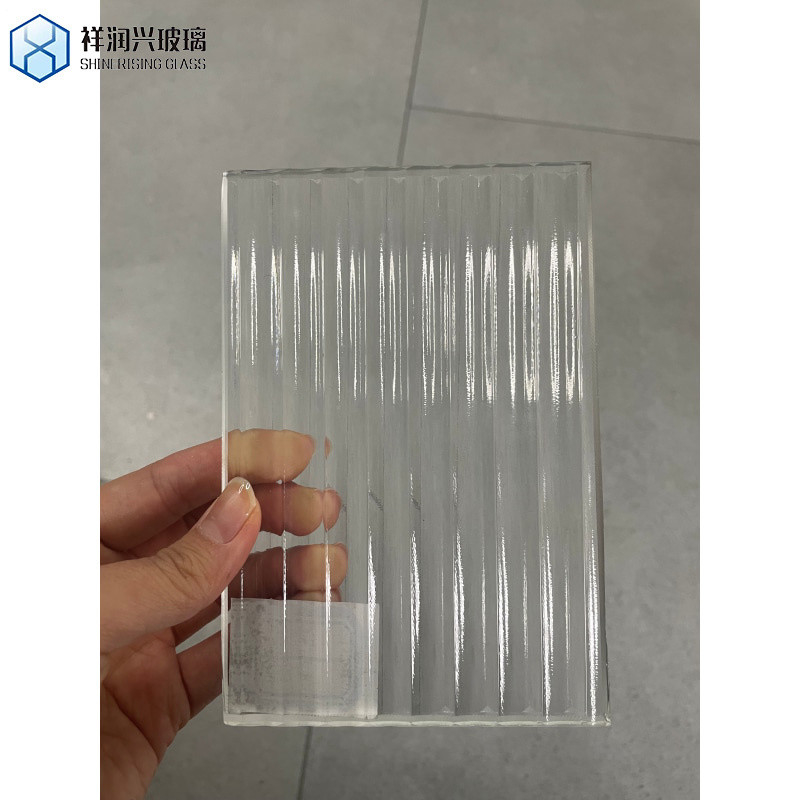Feste Farbe Ultra-Clear Niedrig-Eisen Moru Fluted Textured Reed Muster Glas 8mm 10mm 12mm