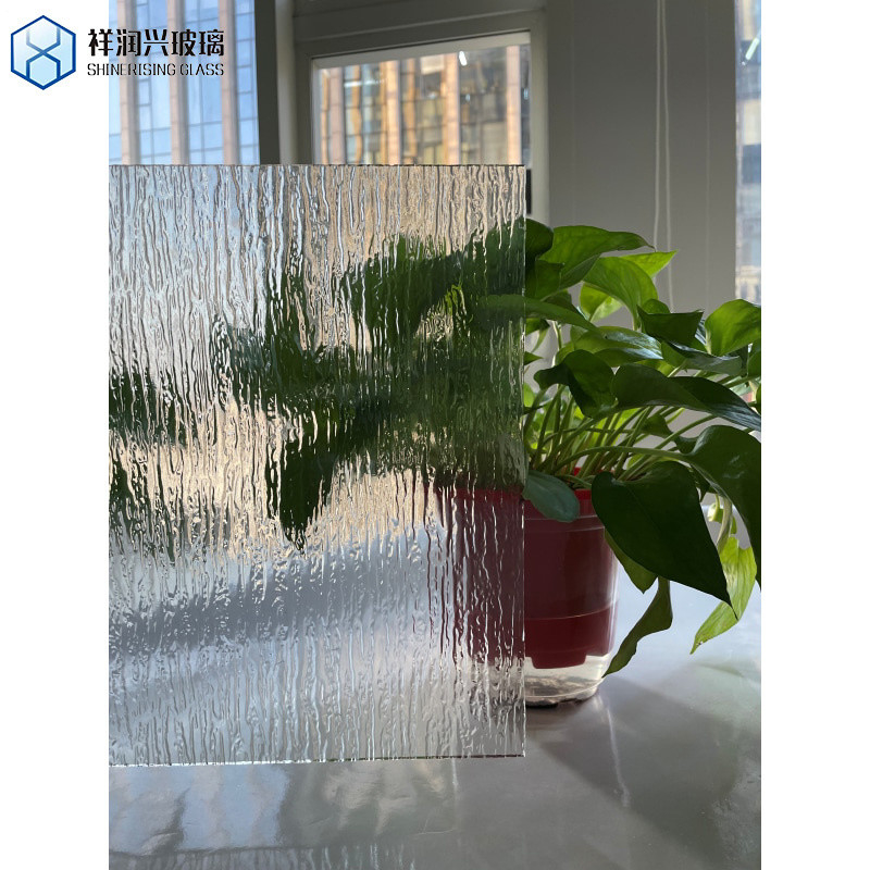 Haupterzeugnis Niedrig-Eisen-Glas-Rollglas-Laminatglas mit Mesh-Pyramide-Textur
