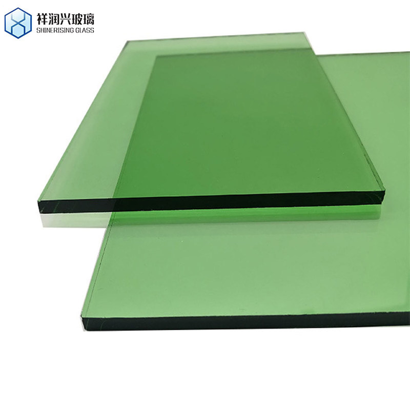 Wärmeabsorbierendes, auf Maß geschnittenes, gehärtetes Glas, auf Anfrage angepasst, klare Schichten, gefärbt