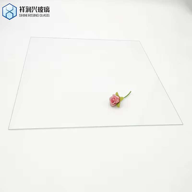 2 mm/2,8 mm/3,2 mm superklares gehärtetes fotovoltaisches/fotothermisches Solarglas mit Ar-Code
